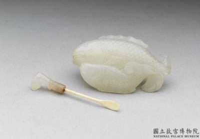 图片[3]-Jade snuff bottle in the shape of two joined fish, Qing dynasty, 18th century-China Archive